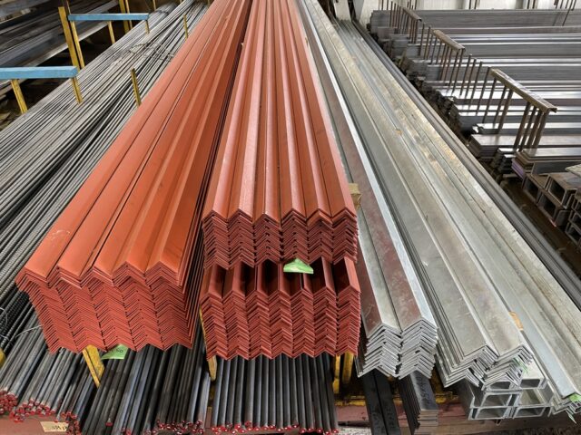 画像：アングル